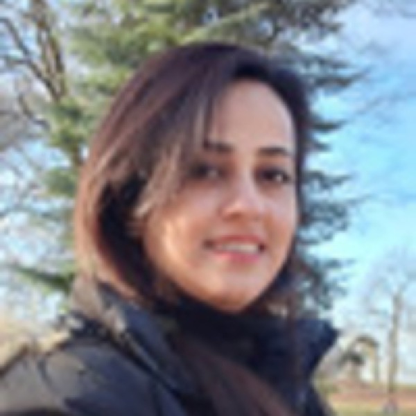 Nashmin Yeganeh